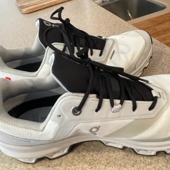 On Running Shoes On Cloud Tennis Shoes Poshmark